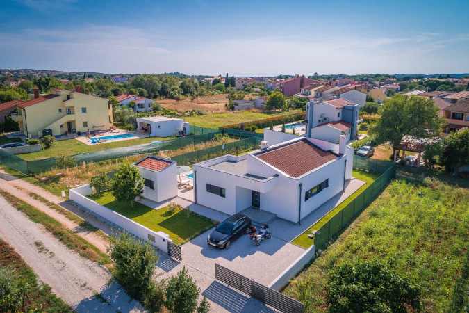 Au&szlig;enbereich, Villa Mateo mit beheiztem Pool, Valbandon, Istrien, Kroatien Valbandon