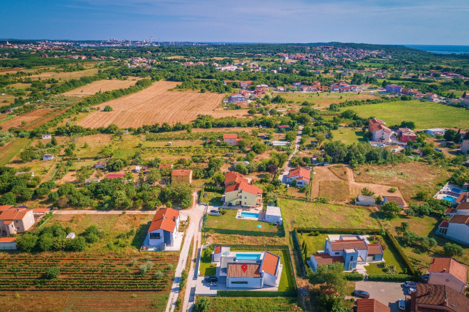 Au&szlig;enbereich, Villa Mateo mit beheiztem Pool, Valbandon, Istrien, Kroatien Valbandon