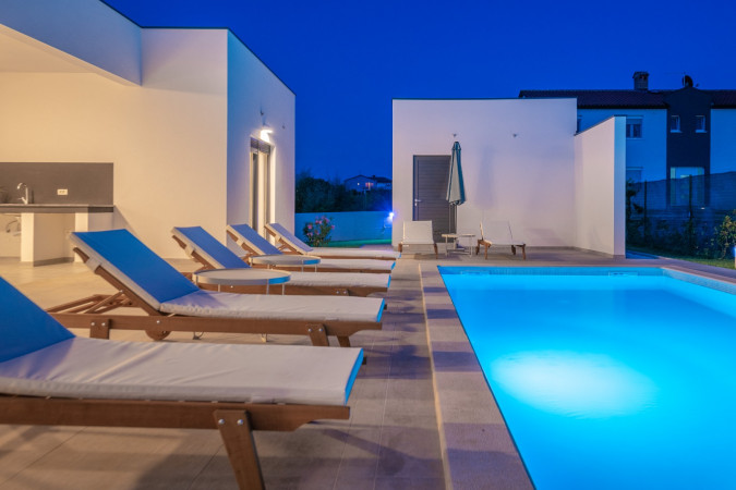 Villa Mateo mit beheiztem Pool, Valbandon, Istrien, Kroatien Valbandon